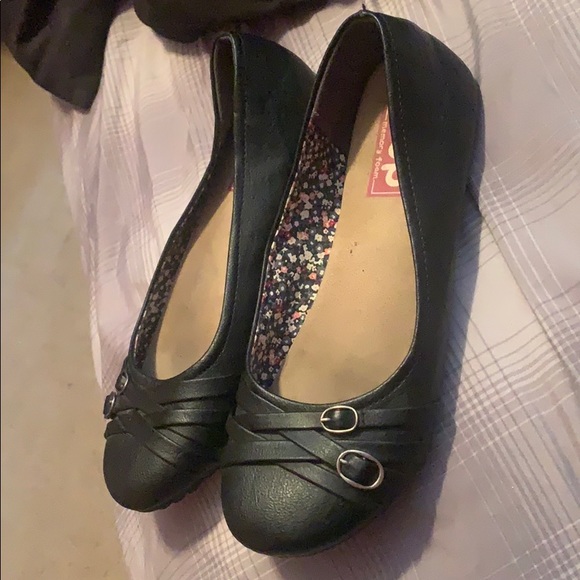 COPY - Black flats - Picture 3 of 5